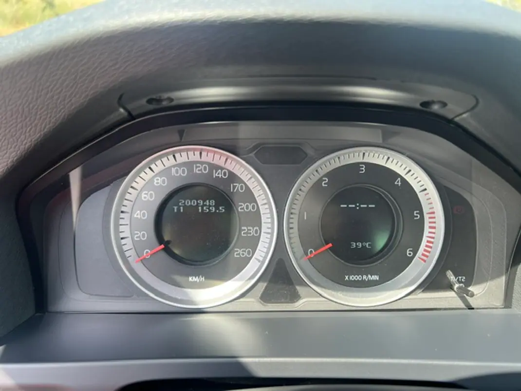 Volvo S60 2011 - 9500 EUR, 200948 km - 200948km - foto 10 de 12