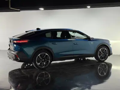 Peugeot 408 2022 - 28990 EUR, 46900 km - AUTO.MOTO.pt - 46900km - foto 5 de 30