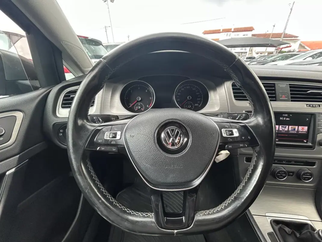 Volkswagen Golf Variant 2016 - 8990 EUR, 268715 km - AUTO.MOTO.pt - 268715km - foto 12 de 21