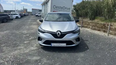 Renault Clio 2023 - 15900 EUR, 68000 km - AUTO.MOTO.pt - 68000km - foto 2 de 21