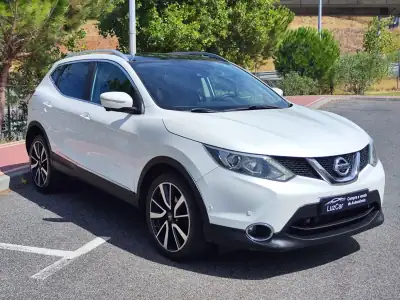 Nissan Qashqai 2014 - 13980 EUR, 212500 km - AUTO.MOTO.pt - 212500km - foto 4 de 46