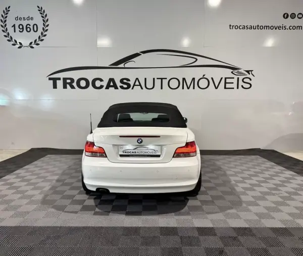 BMW 118 2011 - 13500 EUR, 231200 km - AUTO.MOTO.pt - 231200km - foto 29 de 32