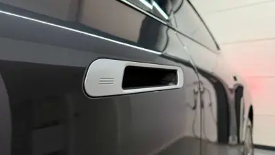 BMW iX 2022 - 67000 EUR, 72402 km - AUTO.MOTO.pt - 72402km - foto 25 de 34