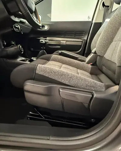 Citroën C4 Cactus 2018 - 10500 EUR, 176060 km - AUTO.MOTO.pt - 176060km - foto 7 de 15