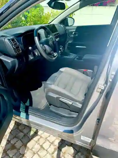 Citroën C5 Aircross 2023 - 18500 EUR, 38500 km - AUTO.MOTO.pt - 38500km - foto 5 de 11