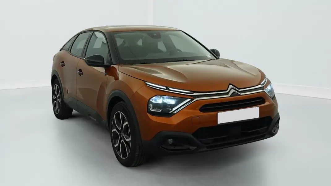 Citroën e-C4 2022 - 18990 EUR, 16000 km - AUTO.MOTO.pt - 16000km - foto 3 de 15