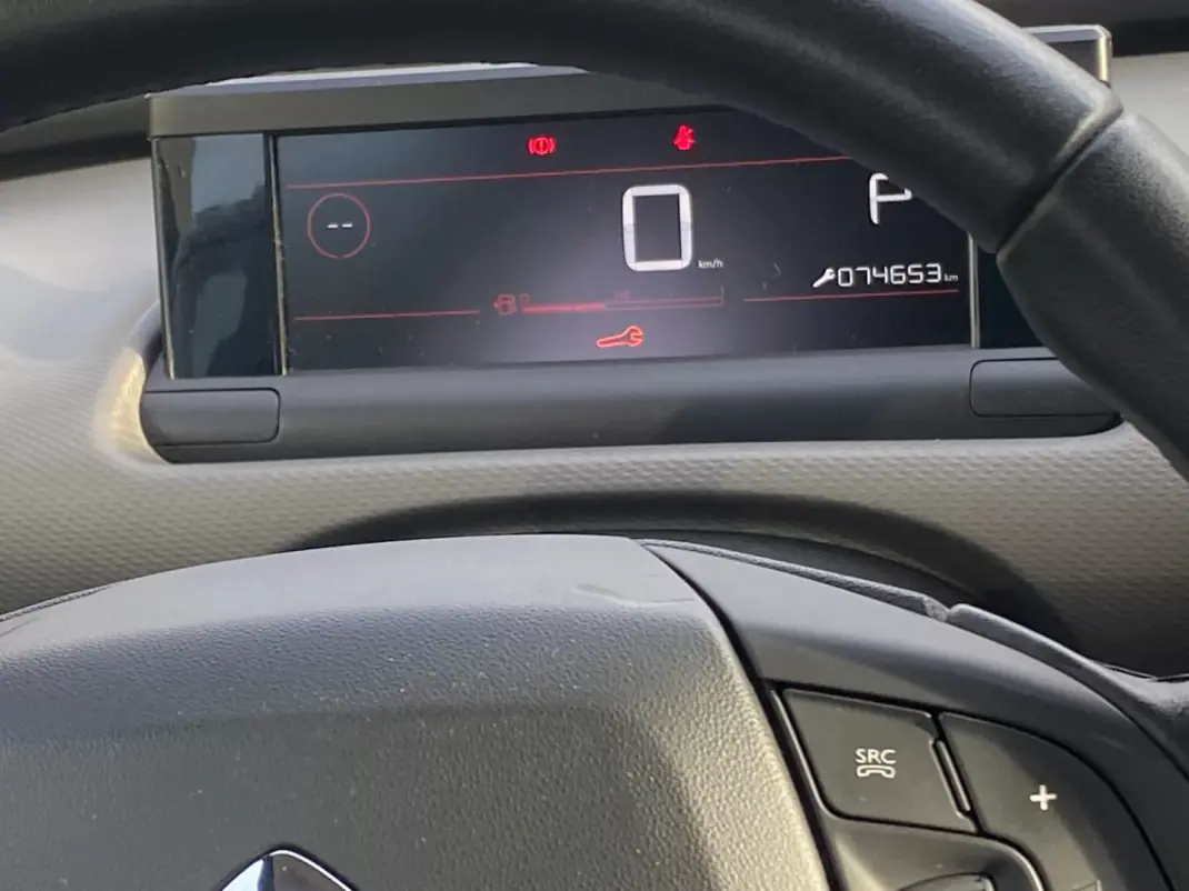 Citroën C4 Cactus 2019 - 18750 EUR, 72912 km - AUTO.MOTO.pt - 72912km - foto 32 de 54