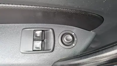 Renault TRAFIC L2H1 125CV 2019 - 19900 EUR, 106110 km - AUTO.MOTO.pt - 106110km - foto 20 de 24