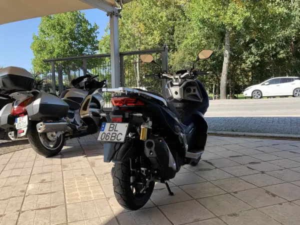 2024 - 2850 EUR, 1800 km - AUTO.MOTO.pt - 1800km - foto 3 de 15
