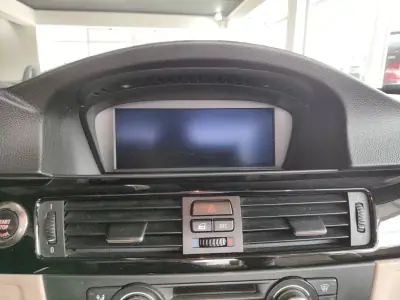 BMW 320 2007 - 13250 EUR, 189900 km - AUTO.MOTO.pt - 189900km - foto 30 de 36