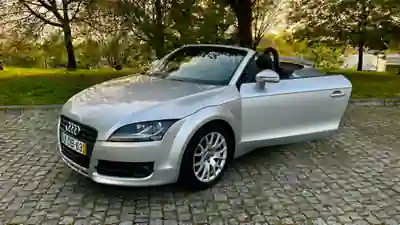 Audi TT Roadster 2007 - 12500 EUR, 128 km - AUTO.MOTO.pt - 128km - foto 10 de 11