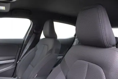 Polestar 2 2021 - 22500 EUR, 138000 km - AUTO.MOTO.pt - 138000km - foto 18 de 46