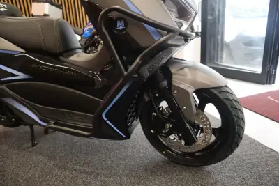 2026 - 3290 EUR, 1 km - AUTO.MOTO.pt - 1km - foto 5 de 11