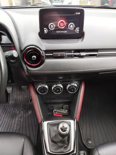Mazda CX-3 2017 - 15950 EUR, 99000 km - AUTO.MOTO.pt - 99000km - foto 10 de 14