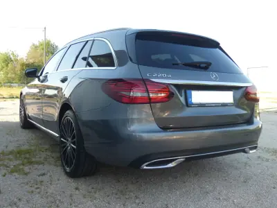 Mercedes-Benz C 220 2018 - 20750 EUR, 299000 km - AUTO.MOTO.pt - 299000km - foto 4 de 27