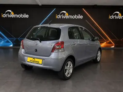 Toyota Yaris 2010 - 9500 EUR, 89481 km - 89481km - foto 4 de 19