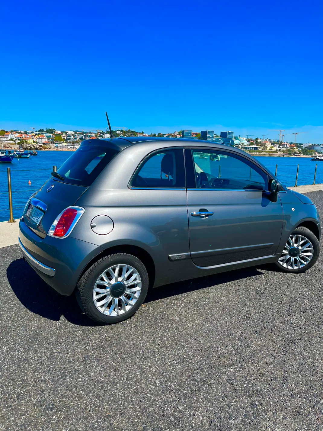 Fiat 500 2015 - 9950 EUR, 40700 km - AUTO.MOTO.pt - 40700km - foto 1 de 9