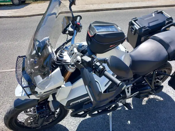Triumph 1200 xc explored 2015 Gasolina — 32 500 km · Setúbal Triumph 1200 xc explored 2015 Gasolina