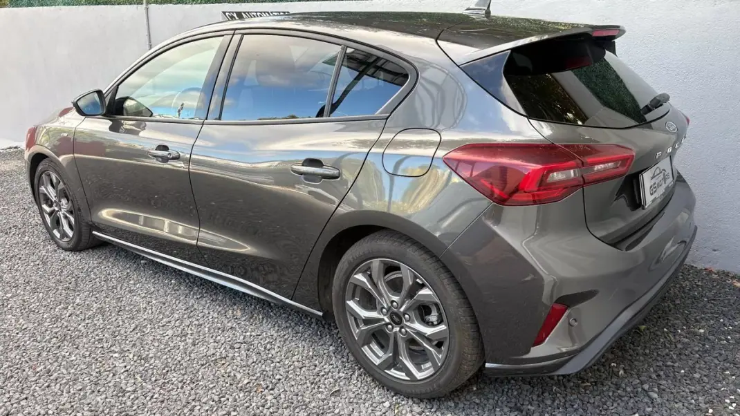 Ford Focus C-Max 2023 - 15900 EUR, 79000 km - 79000km - foto 4 de 12
