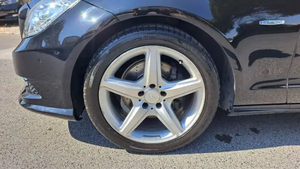 Mercedes-Benz CLS 250 2011 - 21980 EUR, 167559 km - AUTO.MOTO.pt - 167559km - foto 33 de 54