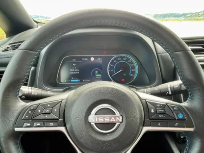 Nissan Leaf 2022 - 24280 EUR, 11090 km - AUTO.MOTO.pt - 11090km - foto 18 de 38