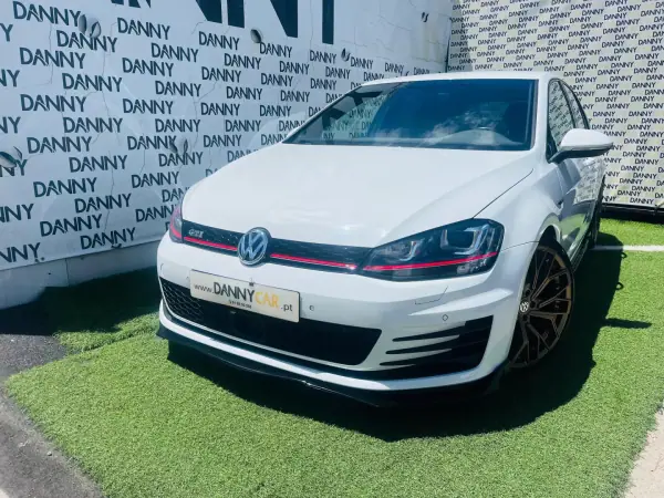Volkswagen Golf 2016 - 22900 EUR, 151000 km - AUTO.MOTO.pt - 151000km - foto 6 de 13