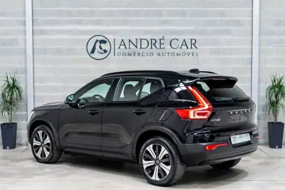 Volvo XC 40 2023 - 29950 EUR, 49881 km - AUTO.MOTO.pt - 49881km - foto 7 de 48