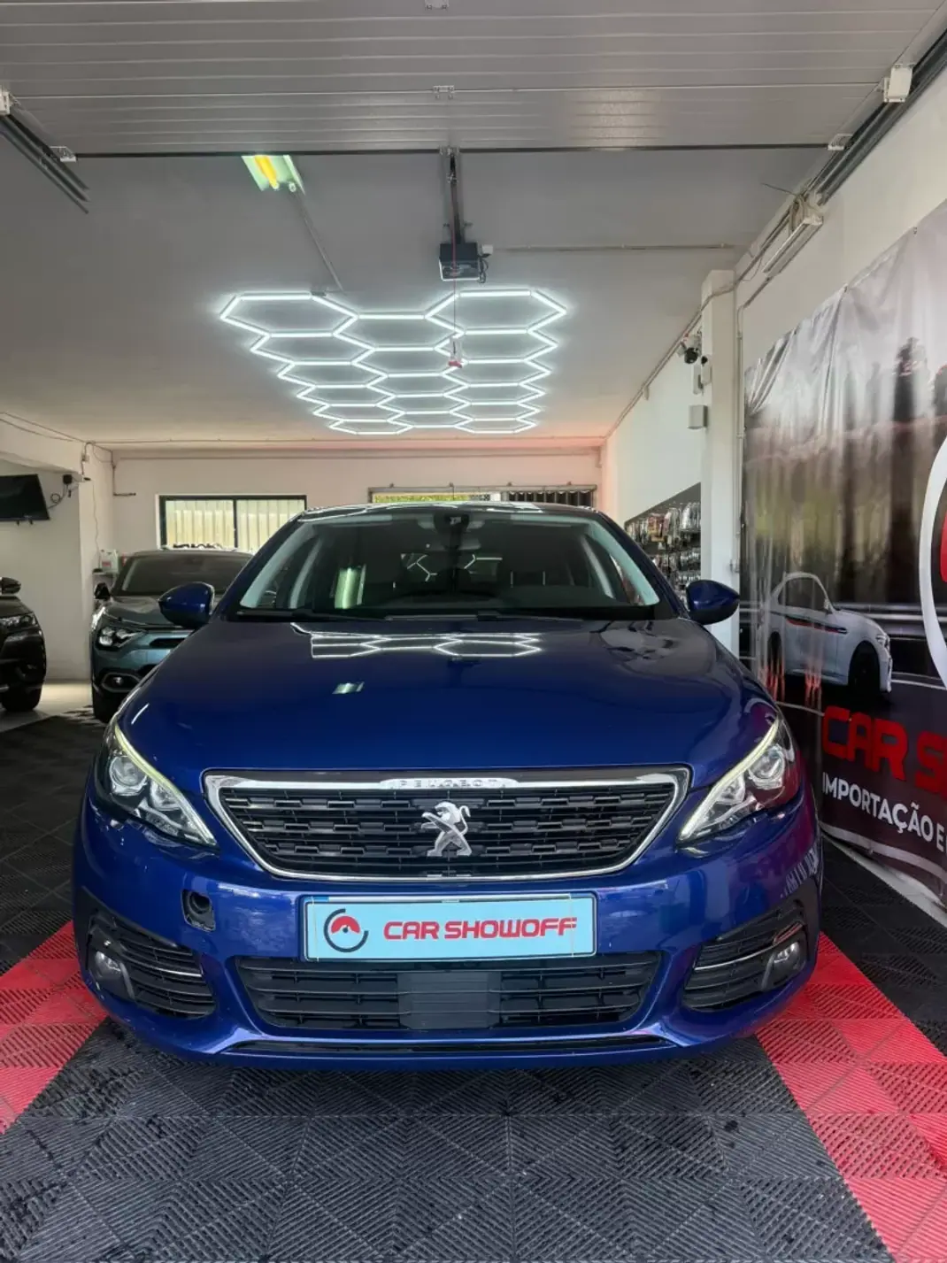 Peugeot 308 SW 2018 - 10900 EUR, 169000 km - AUTO.MOTO.pt - 169000km - foto 2 de 11