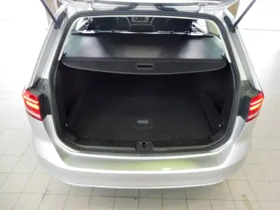 Volkswagen Passat Variant 2015 — foto 3 de 13
