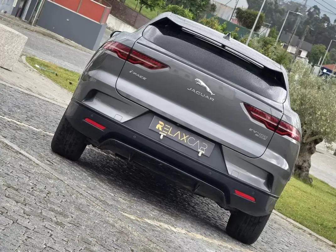 Jaguar I-Pace 2020 - 25999 EUR, 93000 km - AUTO.MOTO.pt - 93000km - foto 23 de 28