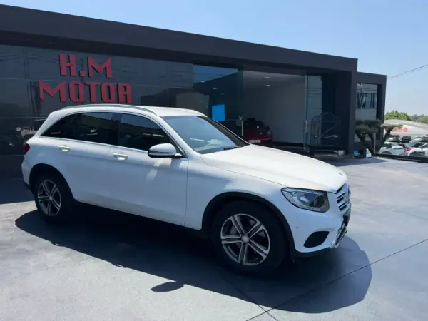 Mercedes-Benz GLC 220 2017 - 27500 EUR, 181000 km - AUTO.MOTO.pt - 181000km - foto 2 de 13