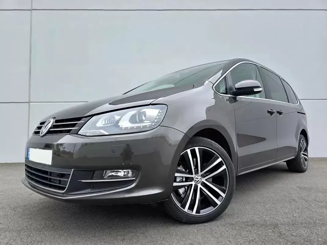 Volkswagen Sharan 2019 - 29700 EUR, 115600 km - 115600km - foto 2 de 17