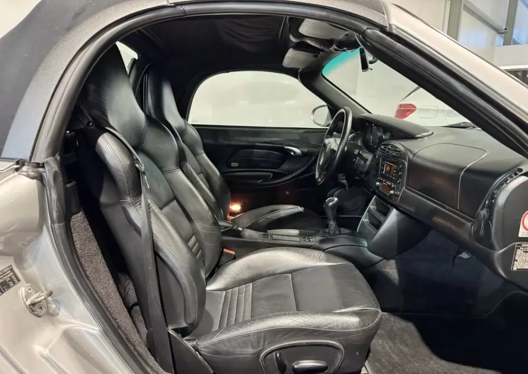 Porsche Boxster 2001 - 22500 EUR, 217000 km - 217000km - foto 6 de 53