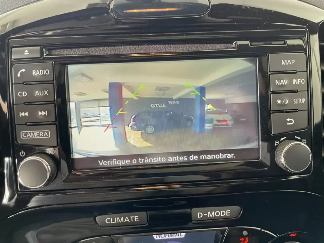 Nissan Juke 2016 - 16900 EUR, 122662 km - AUTO.MOTO.pt - 122662km - foto 10 de 30