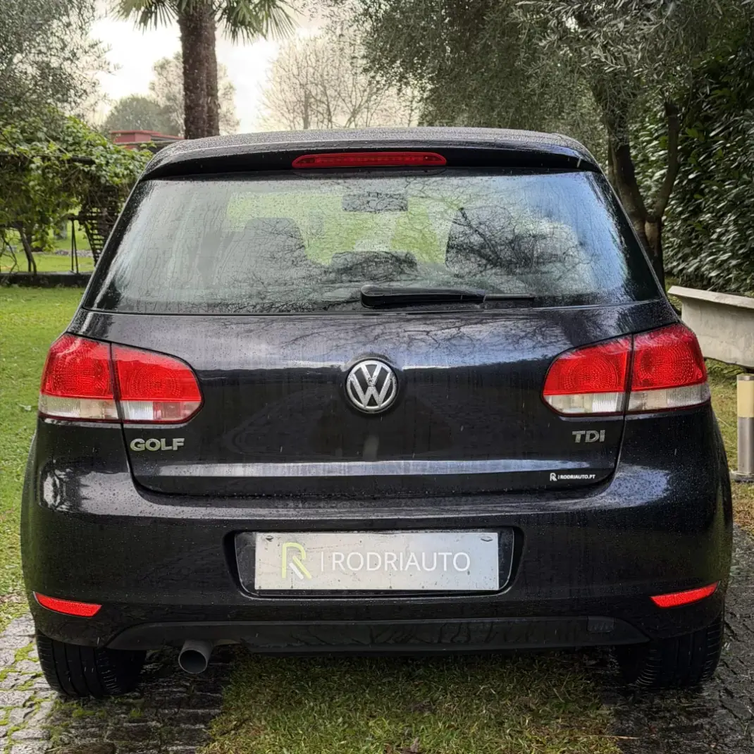 Volkswagen Golf Plus 2009 - 7990 EUR, 333000 km - AUTO.MOTO.pt - 333000km - foto 2 de 19