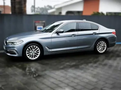 BMW 520 2021 - 32950 EUR, 114000 km - AUTO.MOTO.pt - 114000km - foto 2 de 6