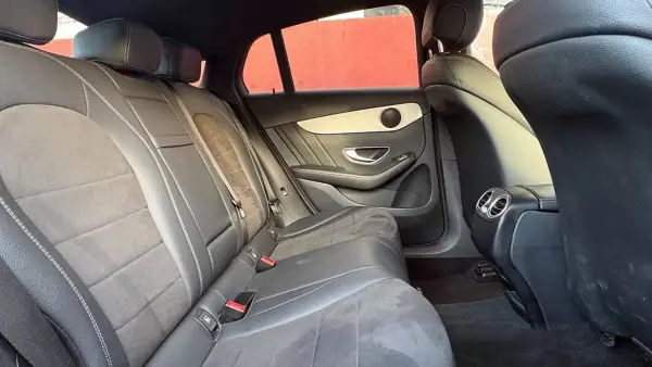 Mercedes-Benz GLC 350 2018 - 45900 EUR, 88500 km - AUTO.MOTO.pt - 88500km - foto 10 de 12