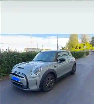 MINI Cooper 2022 - 17999 EUR, 28000 km - 28000km - foto 9 de 11