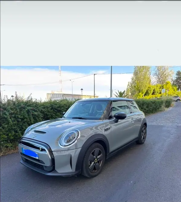 MINI Cooper 2022 - 17999 EUR, 28000 km - 28000km - foto 9 de 11