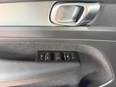 Volvo XC 40 2022 - 32600 EUR, 34626 km - AUTO.MOTO.pt - 34626km - foto 16 de 24