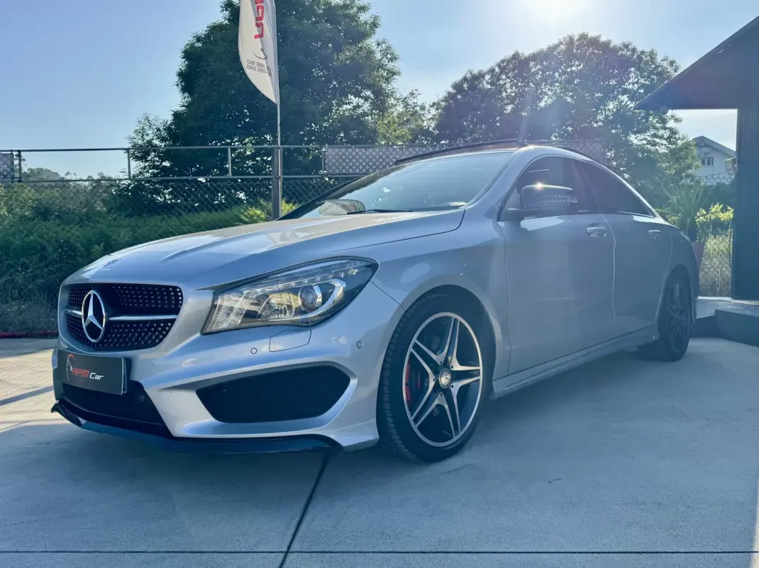 Mercedes-Benz CLA 220 2014 - 19999 EUR, 175000 km - AUTO.MOTO.pt - 175000km - foto 1 de 23