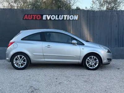 Opel 2007 - 4250 EUR, 139900 km - AUTO.MOTO.pt - 139900km - foto 2 de 17