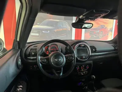 MINI Clubman 2017 - 18500 EUR, 116356 km - AUTO.MOTO.pt - 116356km - foto 13 de 17