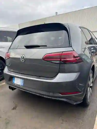 Volkswagen Golf 2017 — foto 5 de 7