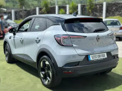 Renault Captur 2024 - 24990 EUR, 32901 km - AUTO.MOTO.pt - 32901km - foto 3 de 19