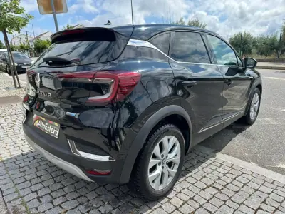 Renault Captur 2021 - 20900 EUR, 89427 km - AUTO.MOTO.pt - 89427km - foto 7 de 32