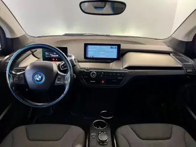 BMW i3 2016 - 13950 EUR, 124000 km - AUTO.MOTO.pt - 124000km - foto 12 de 40