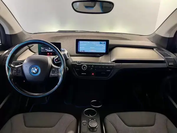 BMW i3 2016 - 13950 EUR, 124000 km - AUTO.MOTO.pt - 124000km - foto 12 de 40