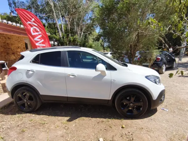 Opel Mokka 2014 - 12500 EUR, 154349 km - AUTO.MOTO.pt - 154349km - foto 4 de 14