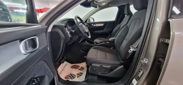 Volvo XC 40 2021 - 23950 EUR, 102307 km - 102307km - foto 61 de 64